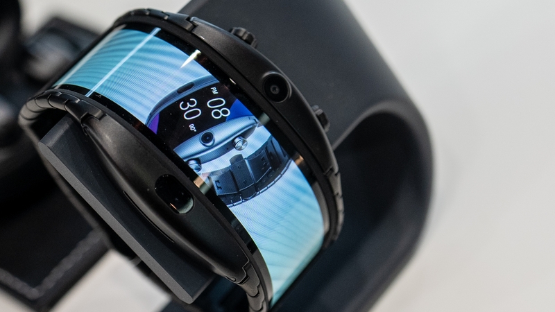 A 'wearable smartphone' that wraps around a wrist is the latest flexible device to appear at the Mobile World Congress technology show