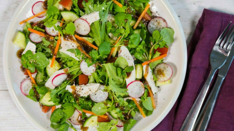 Serves 1 (contains approx 330 kcal)