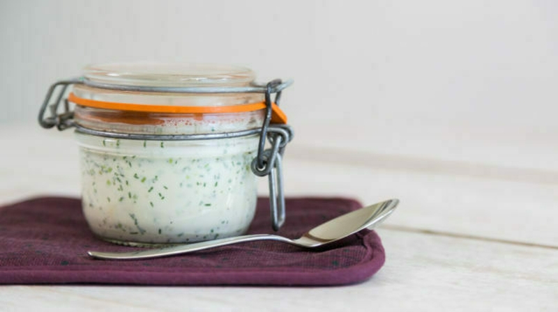 Makes 9 servings (contains approx 30 kcal in each 1 tbsp serving)