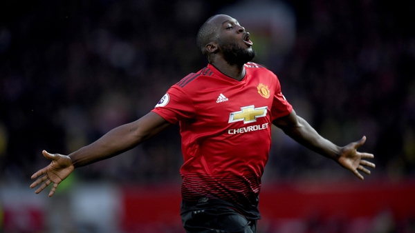 Romelu Lukaku scores for Manchetser United