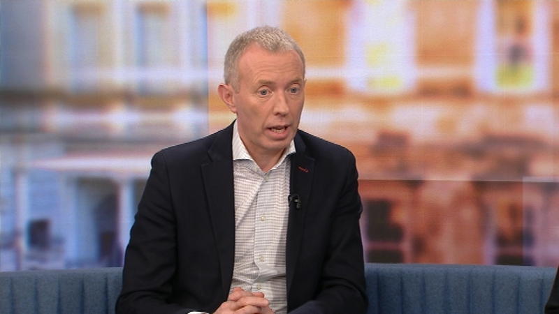 Fianna Fáil's Timmy Dooley expressed concern over the plan's cost to the taxpayer