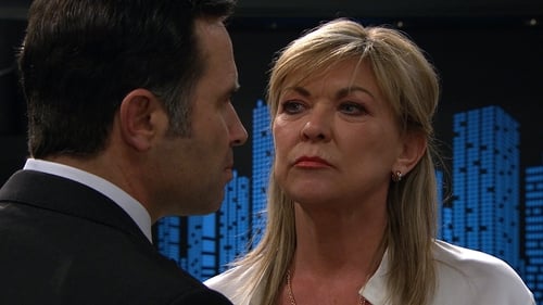 Kim Tate is back!