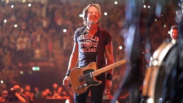 Keith Urban onstage at Dublin's 3Arena Screenshot: Keith Urban/Twitter