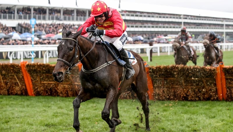 Ruby Walsh powers to victory aboard Klassical Dream