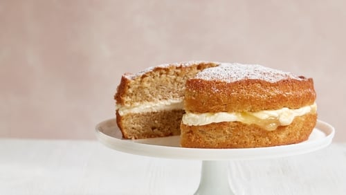 Mary Berry's apple lemon sandwich cake
