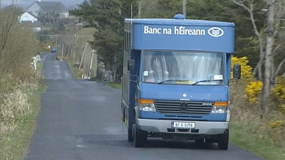 Travelling bank.