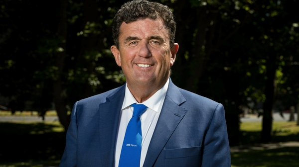 Des Cahill