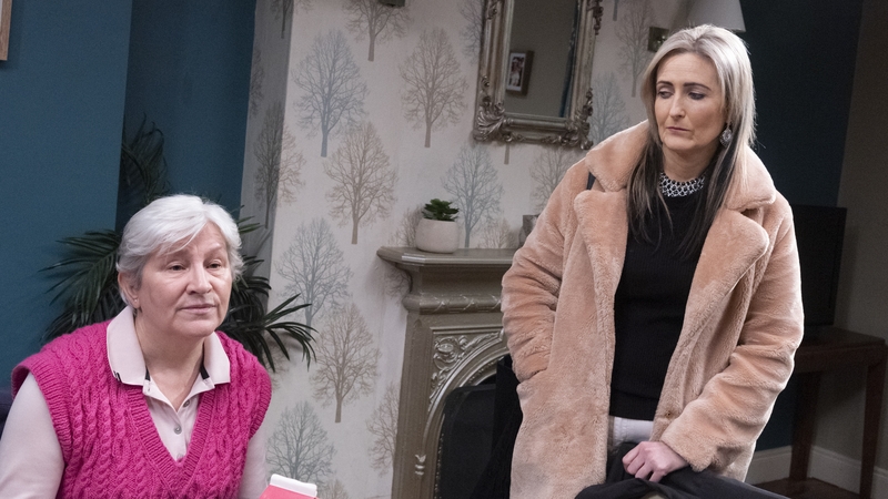 Jude and Bobbi Lee - whether or not to disclose the fact that Jude has Alzheimer's is causing tension