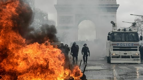 Scenes from Paris today during the latest yellow vest protest