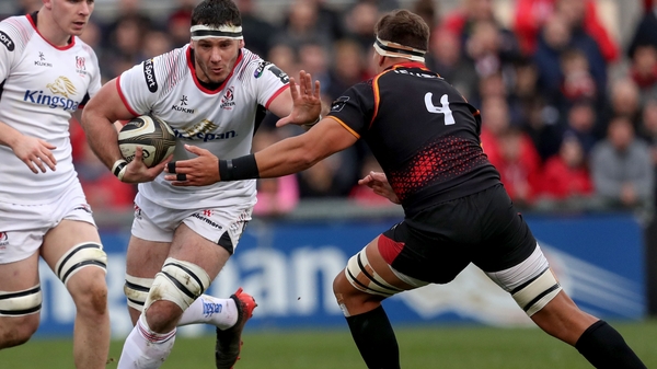 Marcell Coetzee tries to evfade Andries Van Schalkwyk