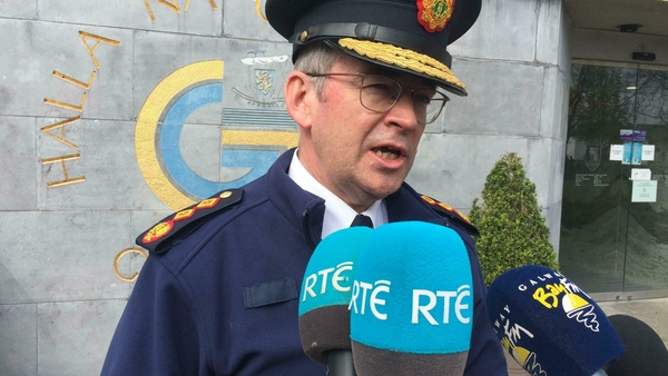 Drew Harris said a hard border was not on the agenda of An Garda Síochána at present, and that this was in line with Government policy