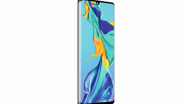 The P30 Pro's main camera features a 5x optical zoom and it also has a 32MP selfie camera