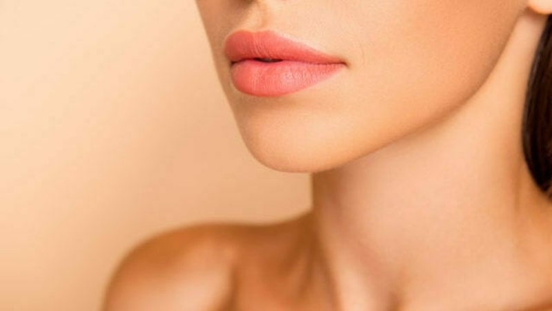 Beauty-lover Suzy Griffin lists her four foolproof tips for fuller lips.