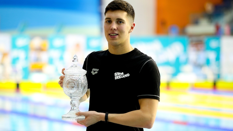 Darragh Greene with his Swimmer of the Meet trophy