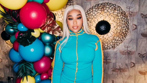 The model chats to Lauren Taylor as she launches an eyelash collection.