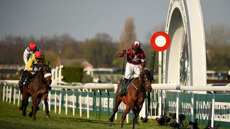Tiger Roll winning at Aintree in 2019