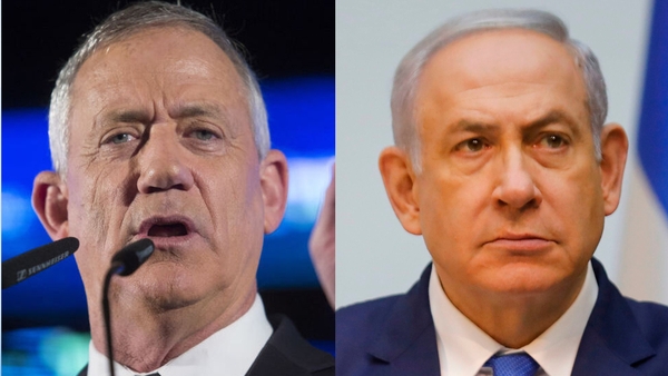 Benny Gantz (L) and veteran Israeli PM Benjamin Natanyahu