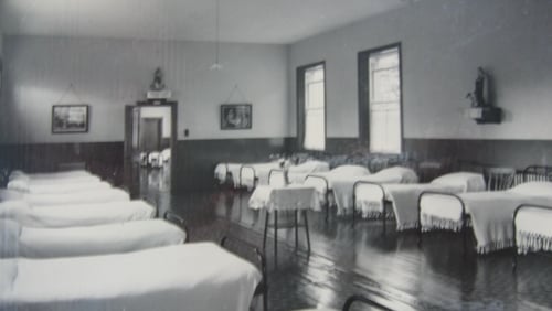 Áras Máithreacha agus Naíonán, An Seanros, Co Thiobraid Árann
