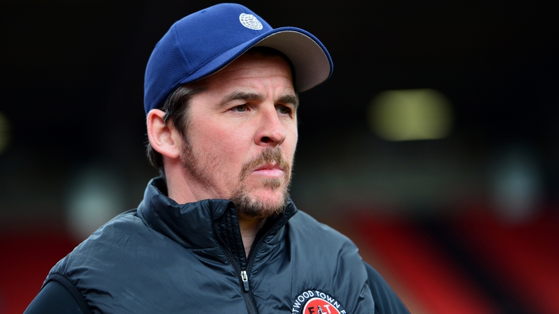 Barnsley striker Cauley Woodrow tweeted that Joey Barton allegedly confronted Reds manager Daniel Stendel after the game