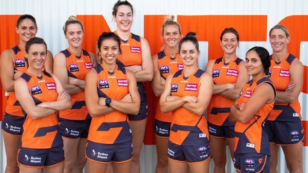 Yvonne Bonner (back row 2nd from L), Cora Staunton (back row 1st on R)
