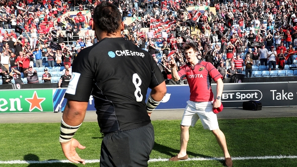 Saracens' Billy Vunipola is confronted by a Munster fan
