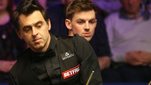 O'Sullivan (l) looked out of sorts throughout