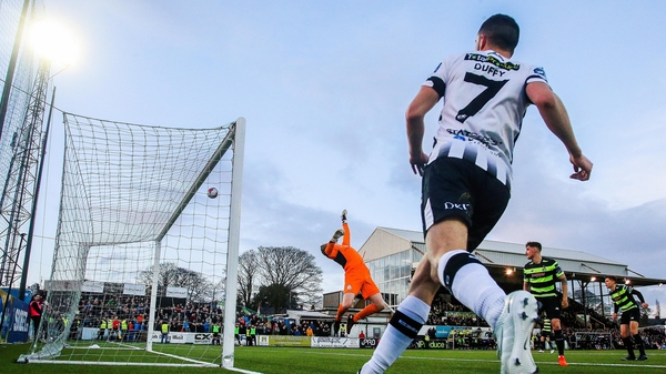 Action from Dundalk v Shamrock Rovers at Oriel Park in 2018