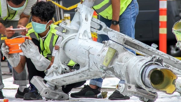 Boeing 'mistakes' in 737 Max crashes