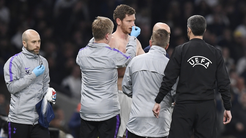 Jan Vertonghen suffered a worry injury against Ajax in the first leg