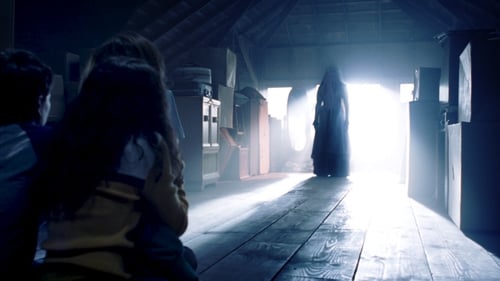 A kind of Mexican banshee, who has killed her own children, comes back from the dead