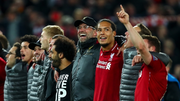 Jurgen Klopp manager / head coach of Liverpool celebrates with his players and staff at full time during the UEFA Champions League Semi Final second leg match between Liverpool and Barcelona at Anfield on May 7, 2019 in Liverpool, England. (Photo by Robbi