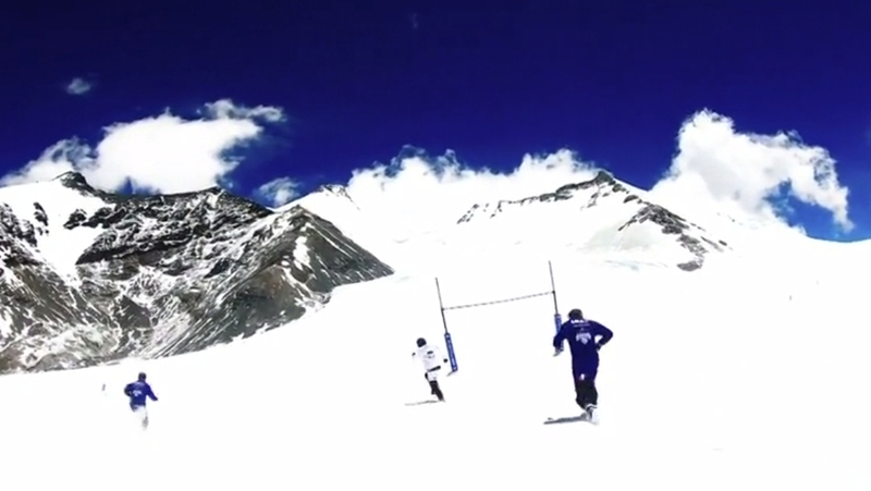 Oxygen levels estimated at around 40% at Advanced Base Camp