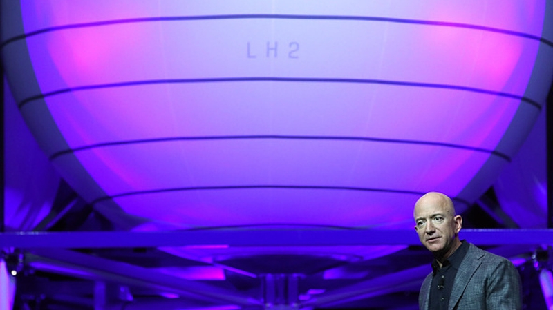 Jeff Bezos unveiled the Blue Moon lander in Washington