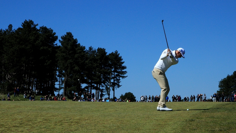 Matt Wallace hitting in to the sixth at Hillside