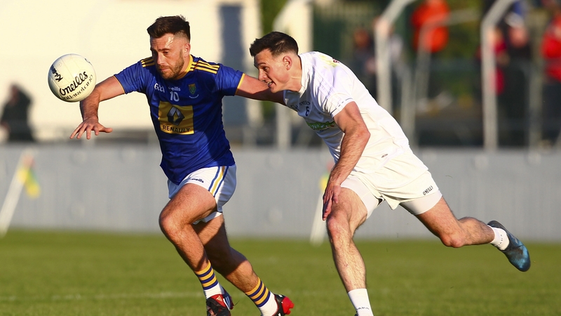 Darren Hayden and Eoin Doyle tussle for the ball in the Leinster championship clash in Netwatch Dr Cullen Park