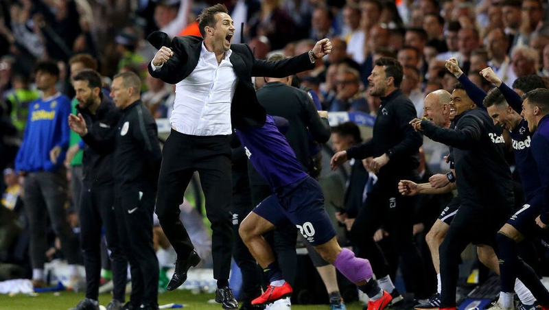 Frank Lampard reacts at the full-time whistle at Elland Road