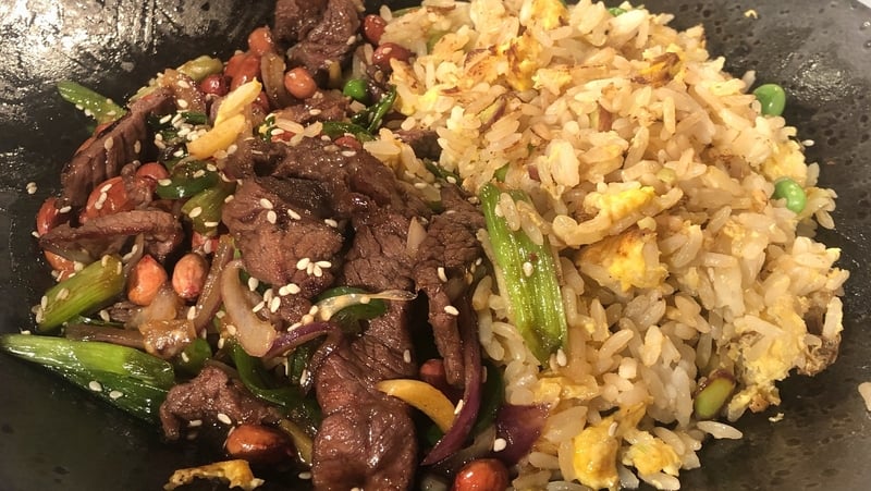 Chili beef stir-fry with garden peas.