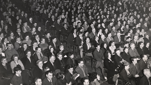 A night at the cinema in the 1950s. Photo: Weegee(Arthur Fellig)/International Center of Photography/Getty Images