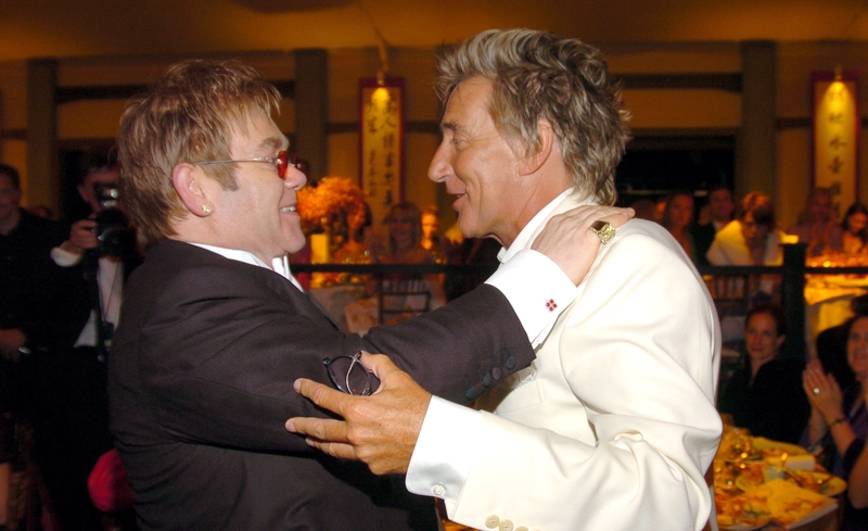 Elton John and Rod Stewart have ended their feud