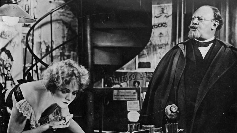 The cabaret singer Lola and Herr Professor in The Blue Angel