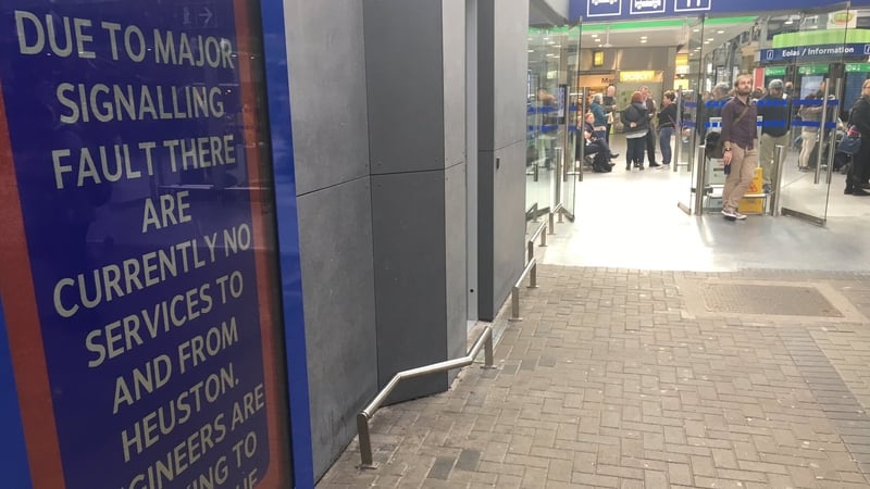 Thousands of commuters were affected by the signal fault