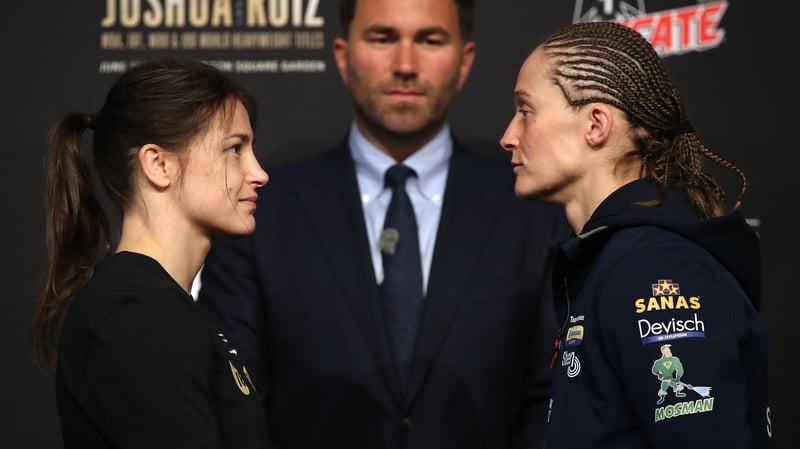 Katie Taylor (L) and Delfine Persoon face off in New York