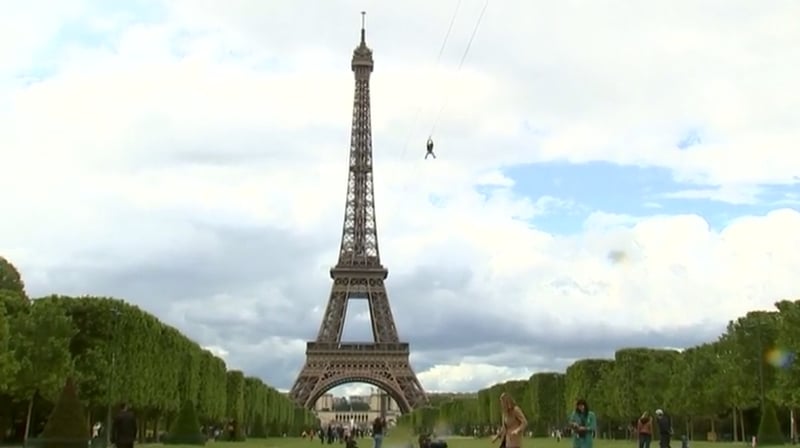 Riders on the zipline reach a speed of 90km/h