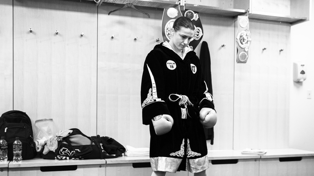 Katie Taylor prepares for her lightweight showdown with Delfine Persoon.