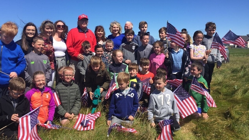Pupils from Clohanes NS met President Trump on the ninth hole (Photo, Abbi Shanahan)