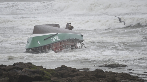Three rescuers died while four managed to swim to shore