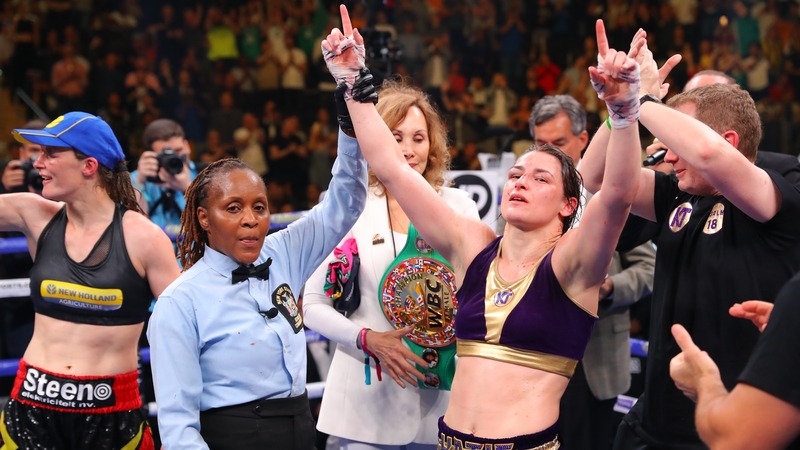 Taylor came through a tough contest and Persoon stormed out of the ring in anger after the result