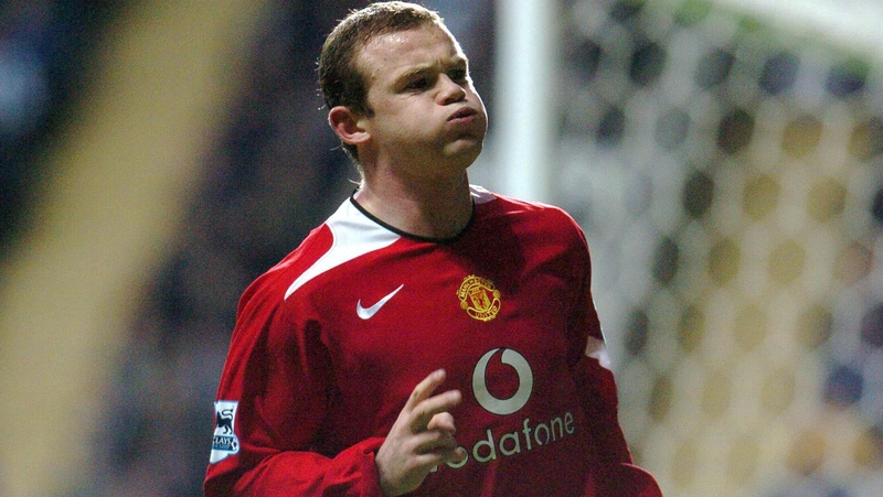 A fresher faced Wayne Rooney in action for Manchester United back in 2004