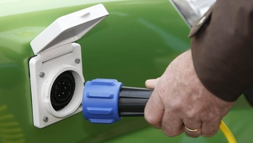 The 70 Nissan ENV200s will offset 170 tonnes of carbon a year