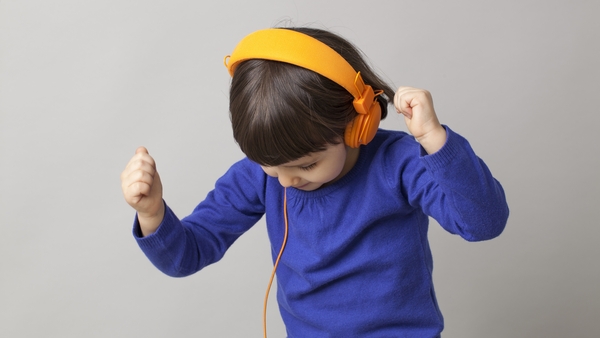 Tiny Dancer - Donal Dineen on DJ-ing for kids